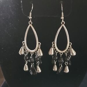 DANGLE TEARDROP EARRINGS